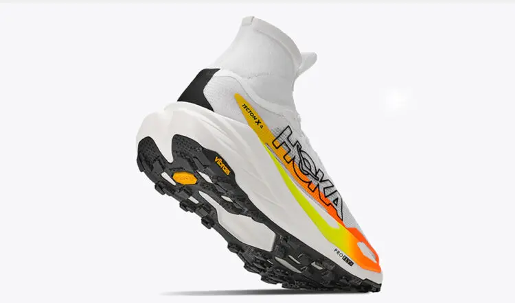 HOKA Tecton X4